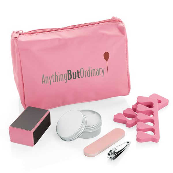 6 Piece Manicure Set in a Nylon Zippered Bag